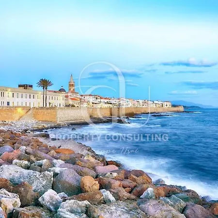 Kolbe House -a Due Passi Dal Centro E Lungomare Апартаменты